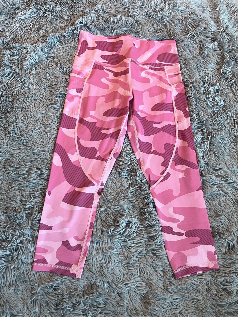 ZYIA Pink Camo Performance Leggings EUC no signs of wear